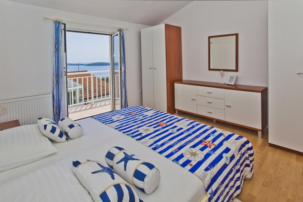 Apartments Roso - Zf Hvar Hvar Town Exterior photo