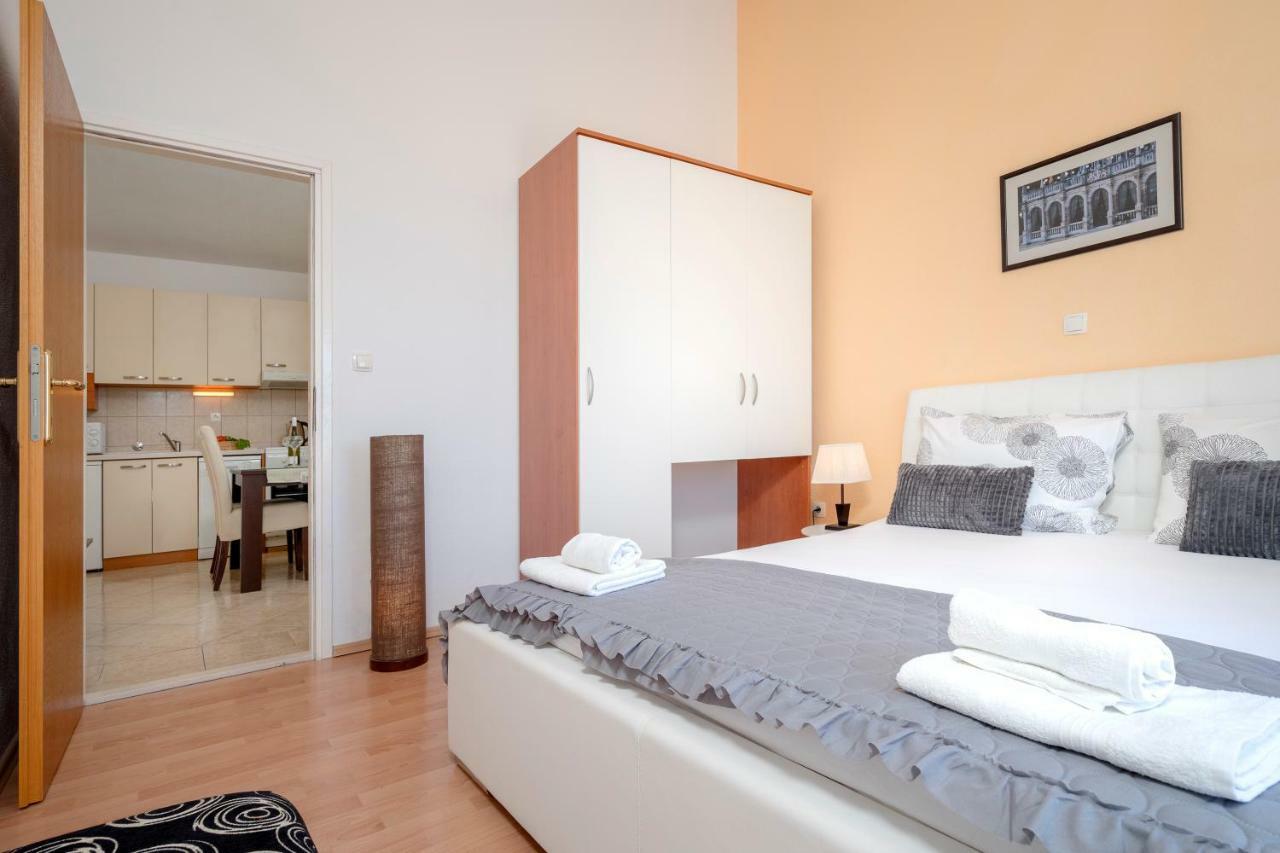 Apartments Roso - Zf Hvar Hvar Town Exterior photo